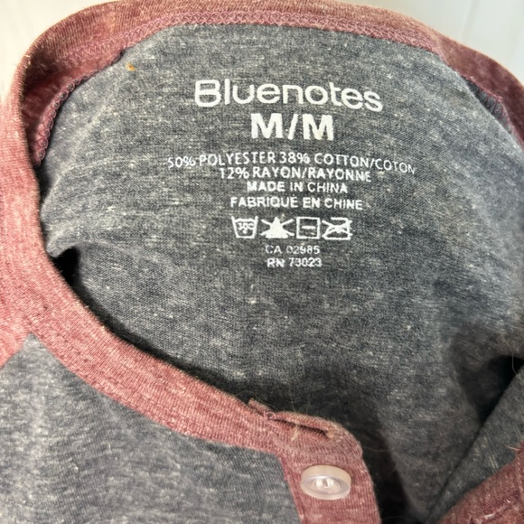 Bluenotes 3/4 sleeve Top - Picture 2 of 3